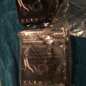 Bluetooth led headphones